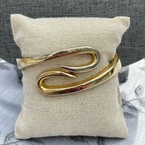 Gold tone Hinge Infinity Bracelet